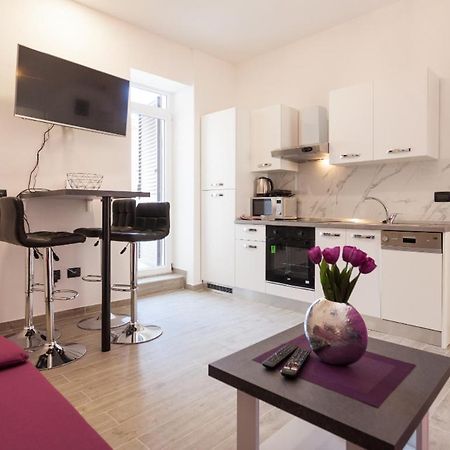 Apartment Toni Pula Extérieur photo