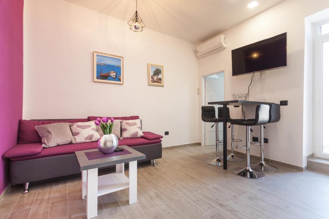 Apartment Toni Pula Extérieur photo