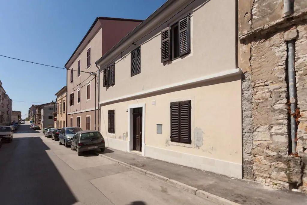 Apartment Toni Pula Extérieur photo